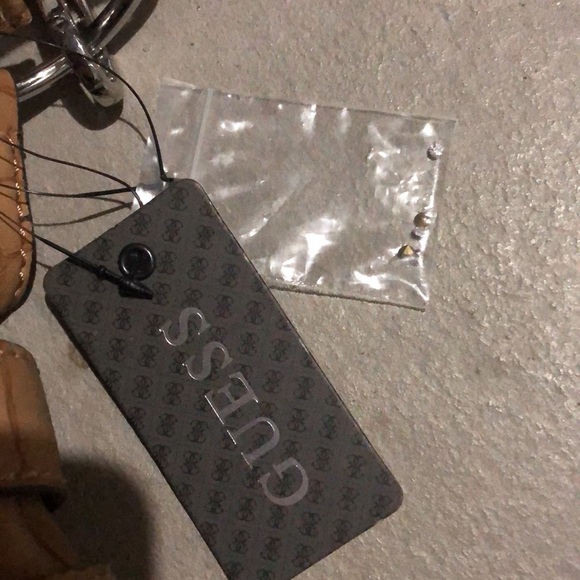 Tan Guess Purse - Picture 9 of 12